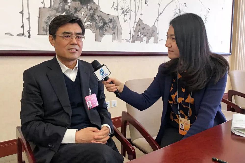 當(dāng)好能源轉(zhuǎn)型與清潔發(fā)展排頭兵——訪全國政協(xié)委員，中國華能集團有限公司董事長、黨組書記舒印彪