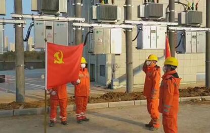 “火線”入黨，在湖北保衛(wèi)戰(zhàn)的戰(zhàn)場上接受組織的考驗