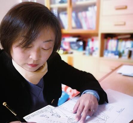 心理“疏導姐”——記云南曲靖供電局電力調度控制中心主網(wǎng)調控組副值調控員李莉