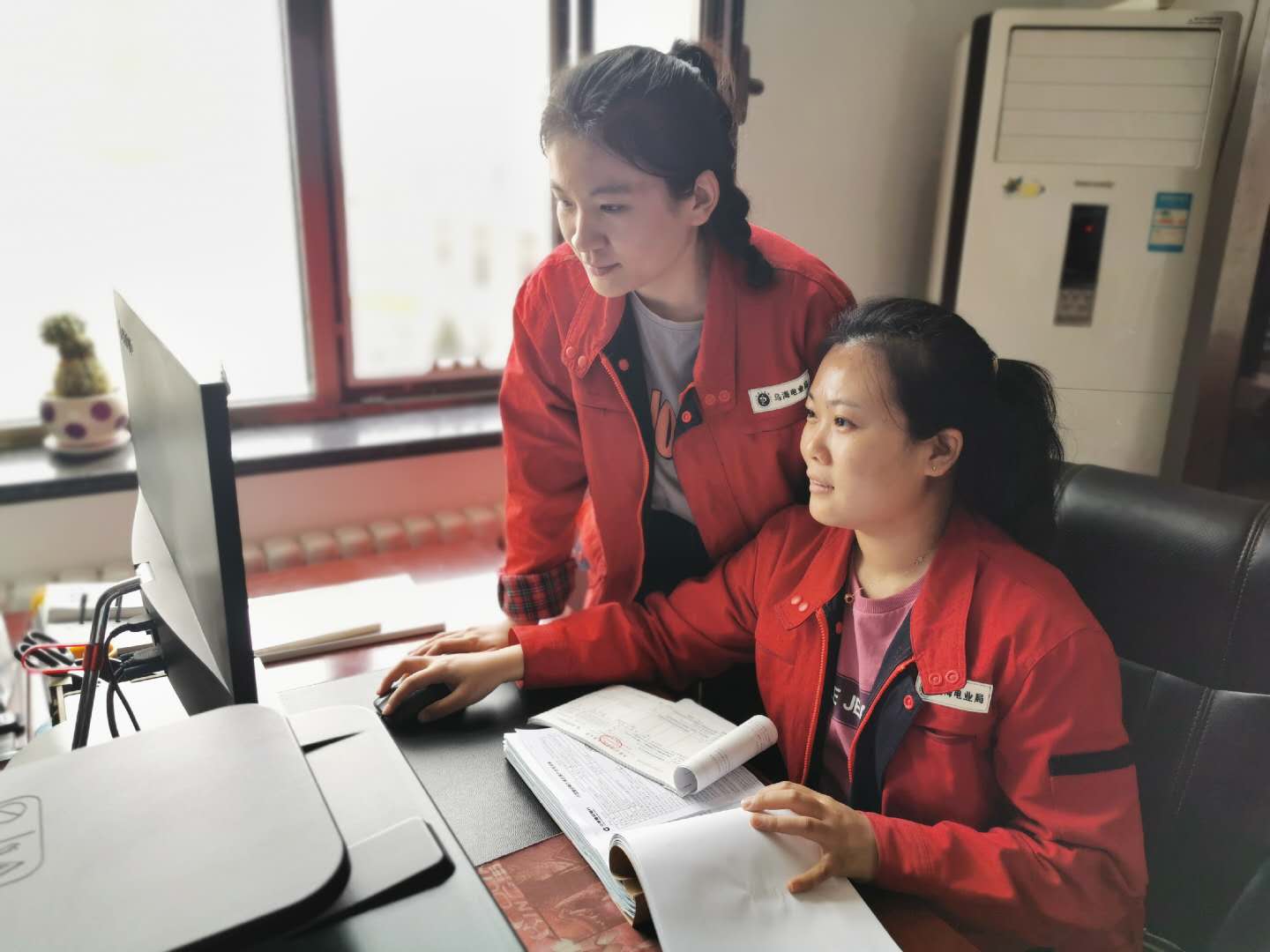 六五四供電分局：做好賬務(wù)自查，規(guī)范電費(fèi)管理