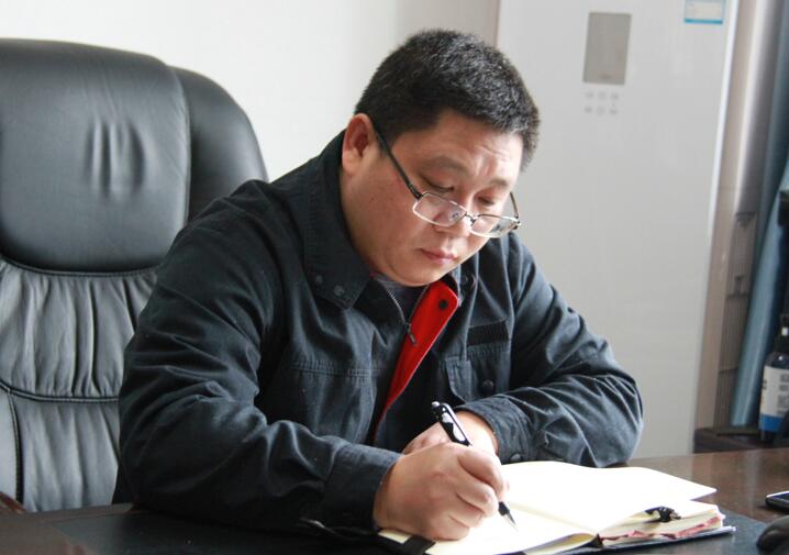 辜良松:堅守初心 不負韶華