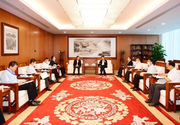 華能集團(tuán)有限公司黨組書記、董事長(zhǎng)舒印彪會(huì)見國(guó)開行董事長(zhǎng)趙歡