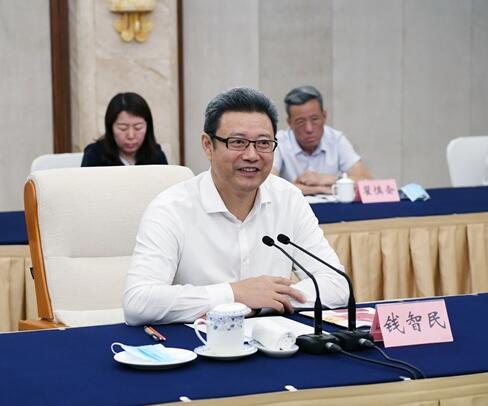 國(guó)家電投黨組書(shū)記、董事長(zhǎng)錢(qián)智民拜會(huì)重慶市委副書(shū)記、市長(zhǎng)唐良智