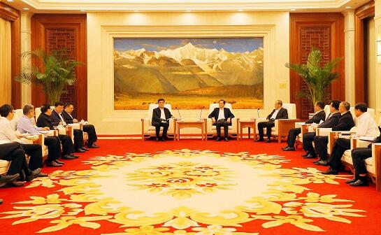 舒印彪拜會(huì)云南省委書記陳豪、省長(zhǎng)阮成發(fā)