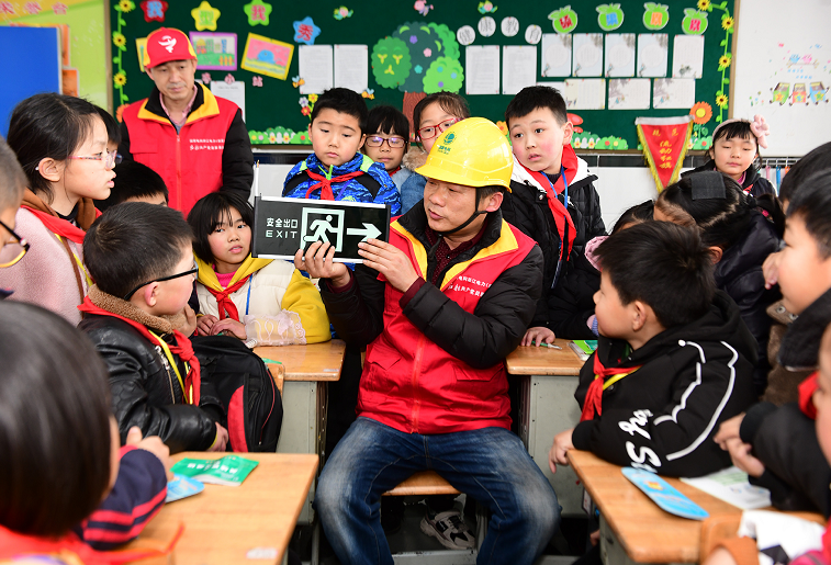 國網慈溪市供電公司將安全用電知識送入校園