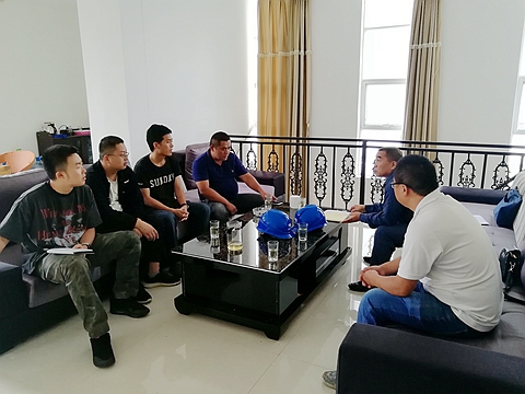 鳳慶供電局對(duì)虛擬從事“比特幣”挖礦用戶開展專項(xiàng)用電檢查