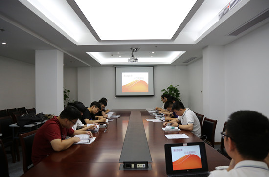 國網(wǎng)寧波奉化區(qū)供電：扣好從業(yè)“第一粒紐扣”，開啟新員工廉潔守護