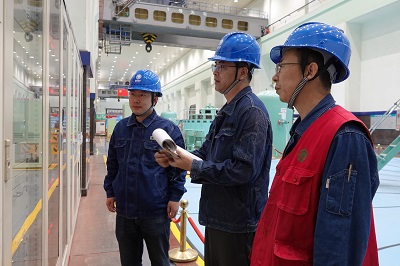 國網(wǎng)劉家峽水電廠節(jié)日保電，我在光明源頭堅守