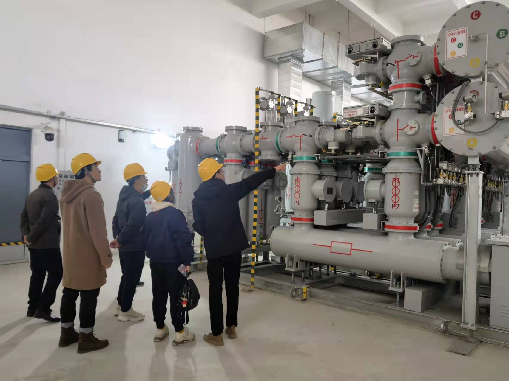 包頭供電局調(diào)度處:現(xiàn)場(chǎng)熟設(shè)備 崗位強(qiáng)練兵