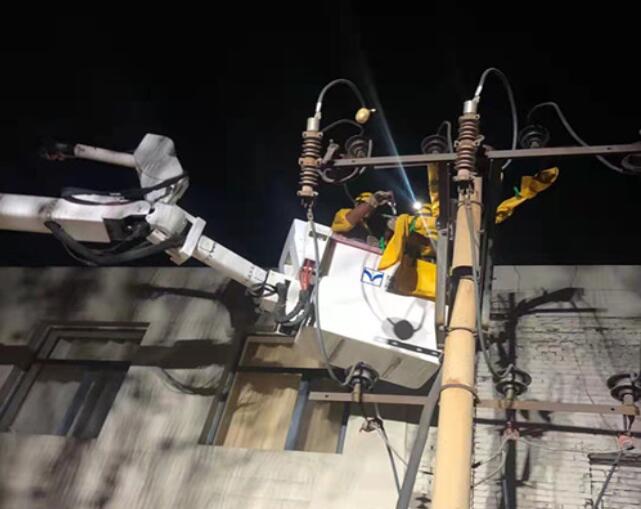 烏海電業(yè)局配電帶電作業(yè)處：11、7、23