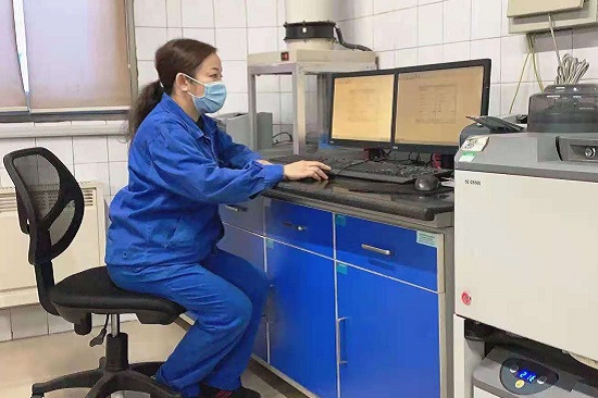 陡河發(fā)電廠郝雨霞：“我家住得近，急活兒我來”