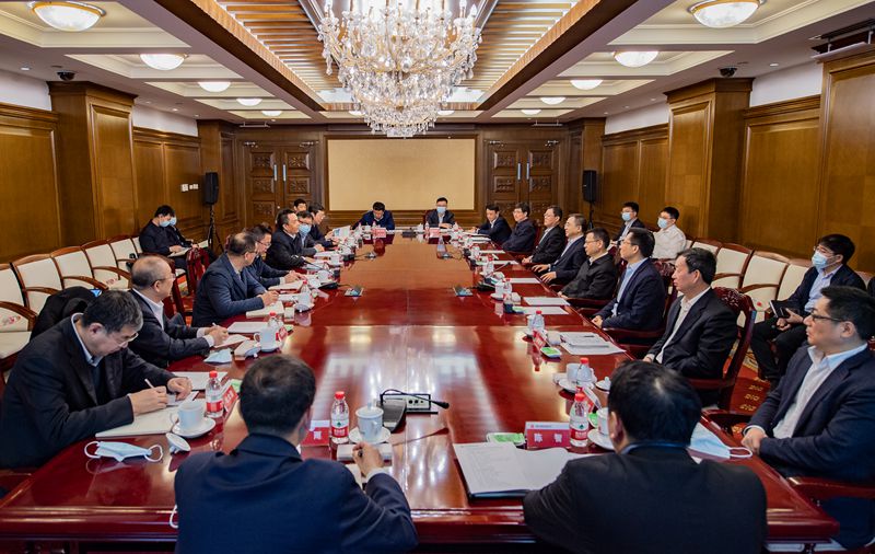 鄒磊、寇偉會(huì)見哈電集團(tuán)董事長曹志安、總經(jīng)理吳偉章