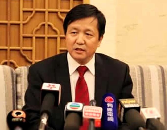 【兩會(huì)】特變電工黨委書(shū)記、董事長(zhǎng)張新：加快建設(shè)新疆新能源大基地 提高“疆電外送”能力