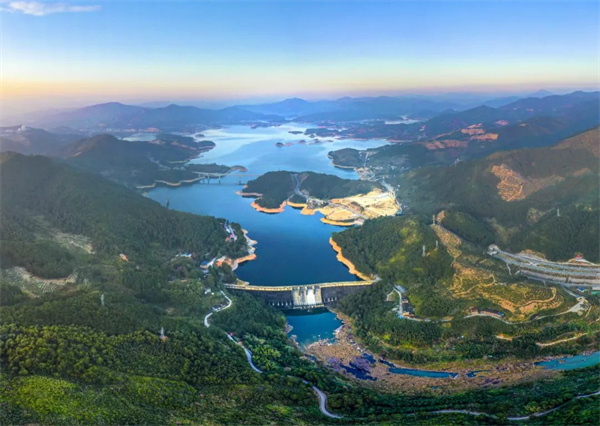 華電福建公司不負(fù)春光趕秋實，“雙碳”路上奮楫行