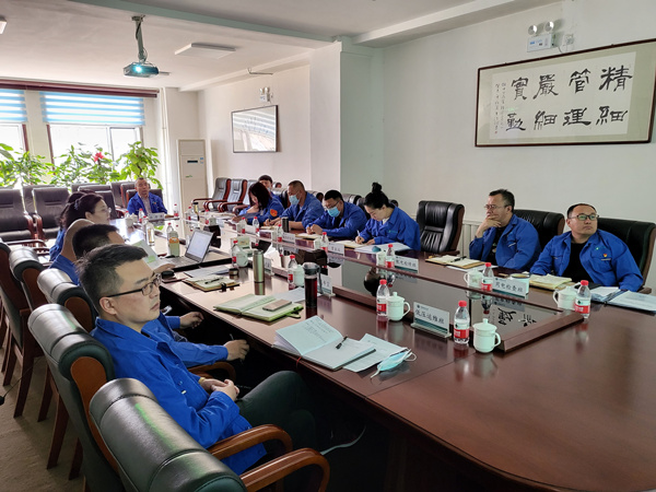 烏海市千里山供電分公司開展班組定級，提升班組管理