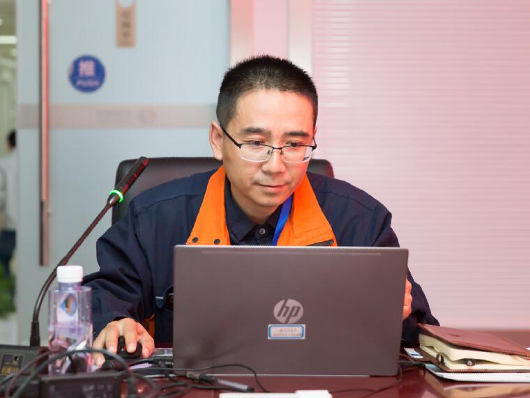 周效峰：半生矢志赴山河，鬢華雖改血仍殷