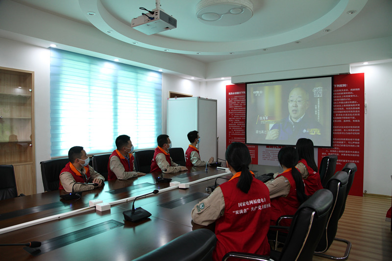 國(guó)網(wǎng)古田縣供電公司掀起學(xué)習(xí)“時(shí)代楷?！卞X(qián)海軍同志先進(jìn)事跡熱潮