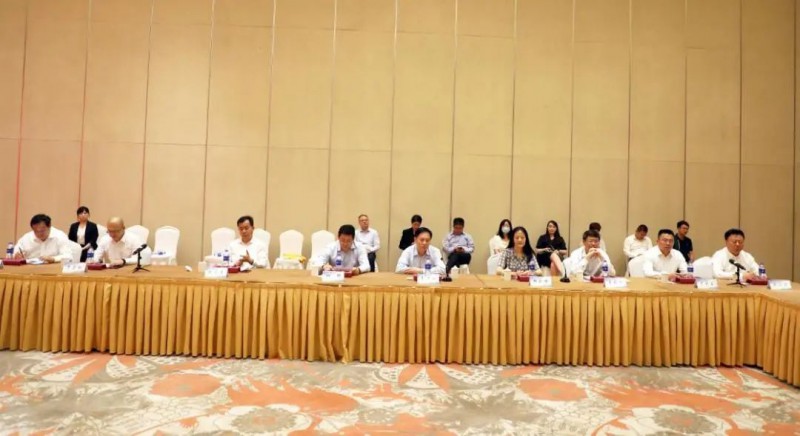 協(xié)鑫、徐工聯(lián)手！布局新能源