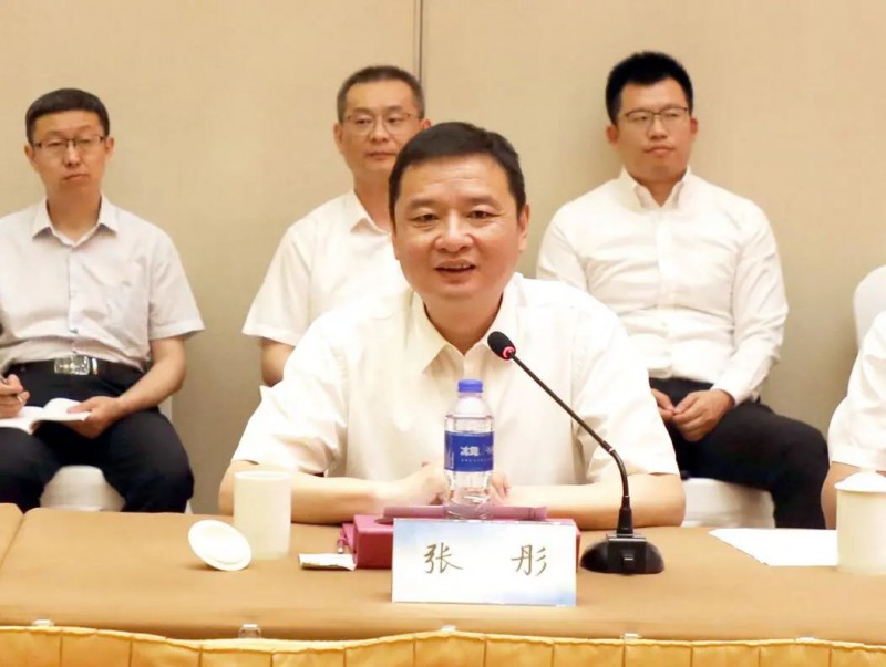 協(xié)鑫、徐工聯(lián)手！布局新能源