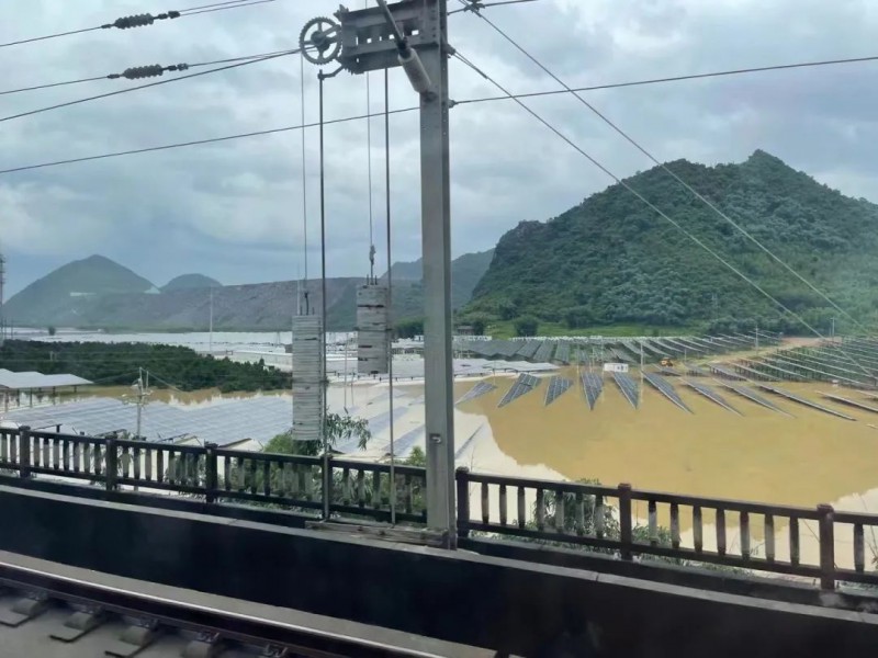 地面電站秒變漂浮電站，又一光伏電站被水淹！