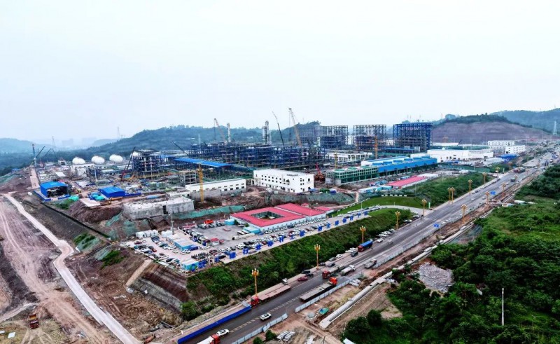 年底前將滿負(fù)荷投運(yùn)！協(xié)鑫科技樂山10萬(wàn)噸顆粒硅項(xiàng)目即將投產(chǎn)