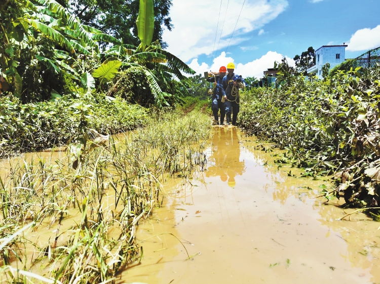 廣東茂名供電局應(yīng)對(duì)臺(tái)風(fēng)“暹芭”的背后