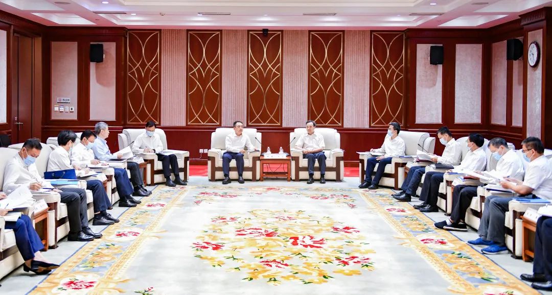 鄒磊拜訪國家開發(fā)銀行黨委書記、董事長趙歡