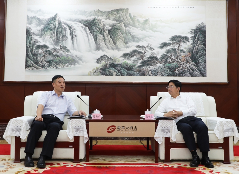 孫洪水與山西省委常委、常務(wù)副省長張吉福會談