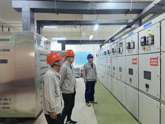 開展客戶側(cè)檢查，為企業(yè)安全用電保駕護航