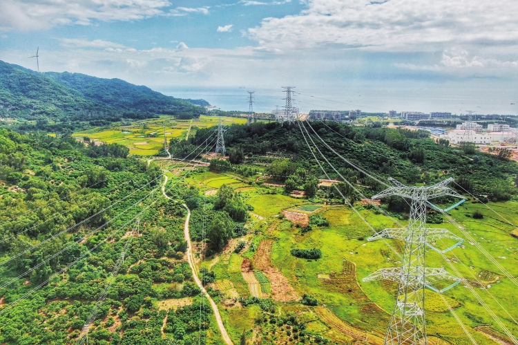 南方電網(wǎng)公司深入落實(shí)能源安全新戰(zhàn)略，助力實(shí)現(xiàn)“雙碳”目標(biāo)綜述