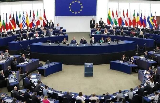 俄羅斯的不敢買，美國的買不起，光伏發(fā)電依賴中國，歐洲左右為難