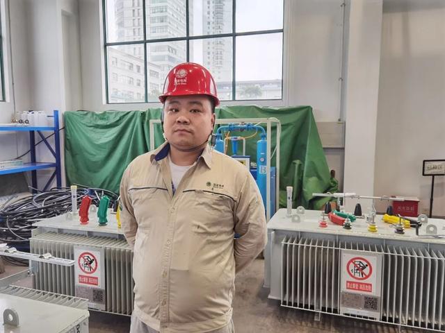 伏亦菲：深耕電網(wǎng)二十年，這位80后始終奮斗在前線