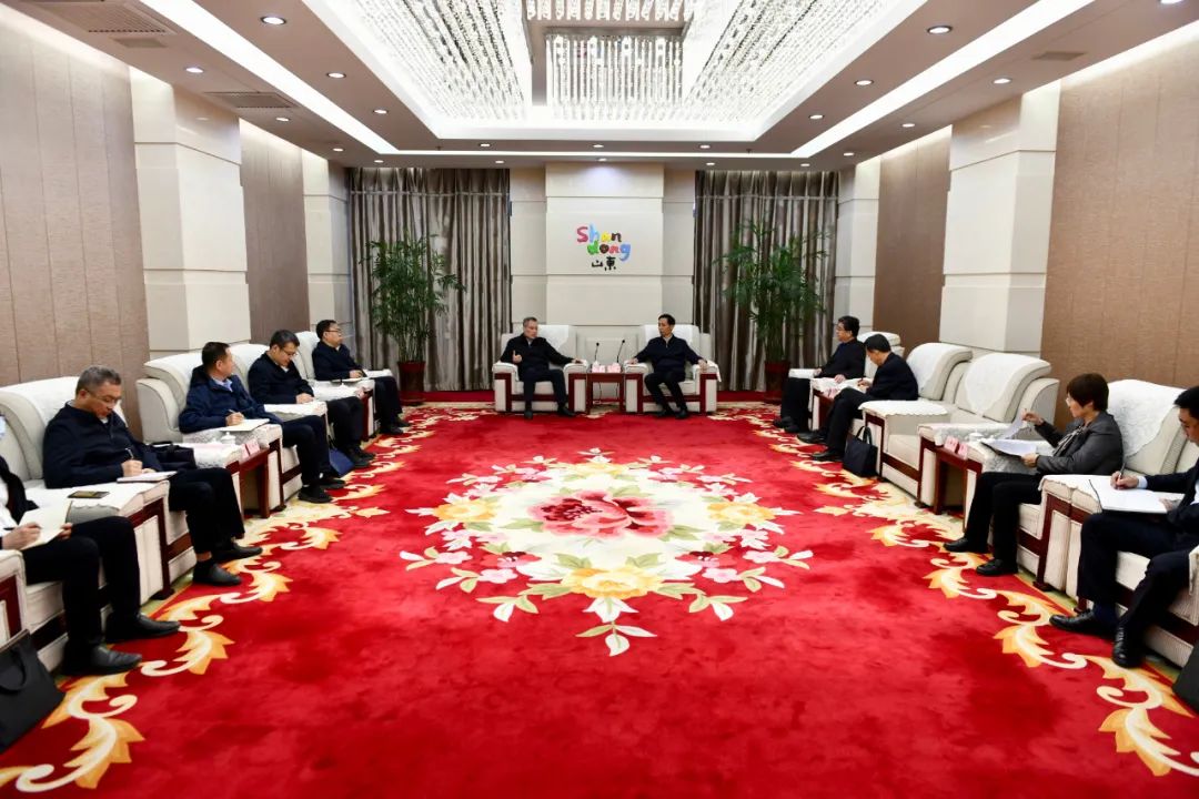 大唐山東發(fā)電公司黨委書記、董事長趙永力拜會菏澤市委副書記、市長張倫