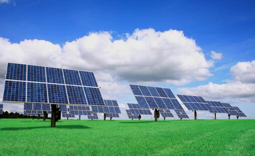 兩部門(mén):合理引導(dǎo)光伏產(chǎn)業(yè)鏈行業(yè)預(yù)期,有力遏制資本過(guò)度炒作