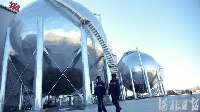 河北張北縣百兆瓦先進(jìn)壓縮空氣儲(chǔ)能國(guó)家示范項(xiàng)目:空氣變身綠色“充電寶”