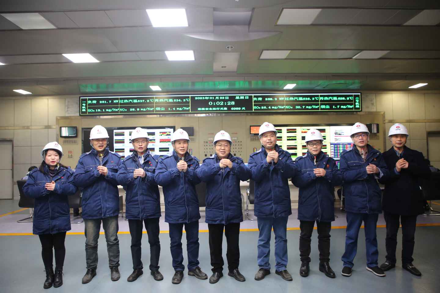 陜煤石電除夕慰問(wèn)送溫暖，崗位堅(jiān)守幸?！巴谩保╰oo）