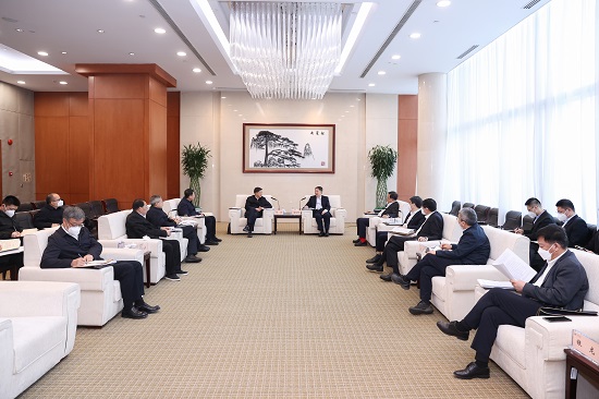 華能集團(tuán)董事長(zhǎng)溫樞剛、總經(jīng)理鄧建玲會(huì)見云南省常務(wù)副省長(zhǎng)劉非、副省長(zhǎng)岳修虎