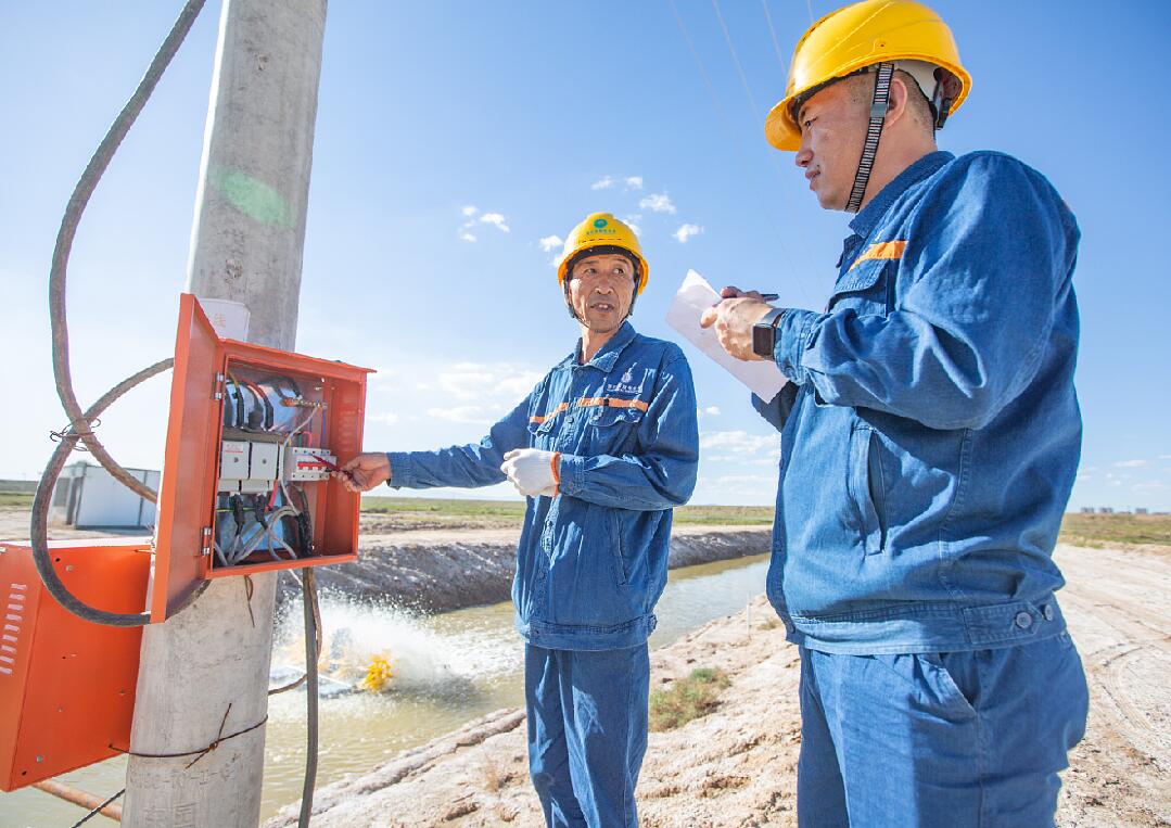 鄂爾多斯供電:“優(yōu)”享供電服務(wù) “營”造一流環(huán)境