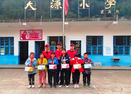 國網(wǎng)江永縣供電公司 :情暖童心學(xué)雷鋒 傳承奉獻(xiàn)送服務(wù)