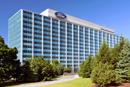 從未破產(chǎn)過的福特汽車，困在新能源時代