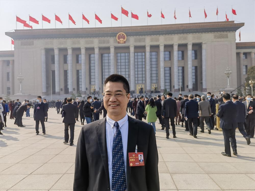 專訪全國(guó)政協(xié)委員張振濤:雙輪驅(qū)動(dòng)建設(shè)新型能源體系大力發(fā)展二氧化碳儲(chǔ)能技術(shù)