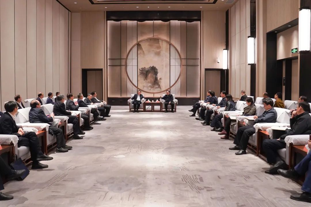 華能集團(tuán)黨組書記、董事長(zhǎng)溫樞剛拜會(huì)雄安新區(qū)黨工委書記、管委會(huì)主任張國(guó)華