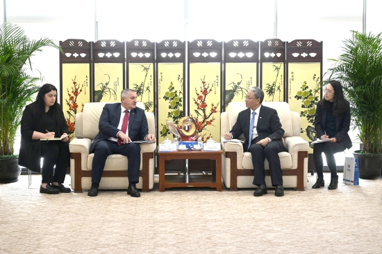 中國電建黨委副書記、總經(jīng)理王斌與波黑塞族共和國總理拉多萬·維什科維奇會(huì)談
