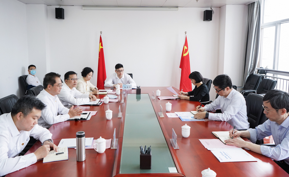 中國能建黨委常委、副總經(jīng)理吳云與國家能源局華中監(jiān)管局黨組書記、局長任育之會談