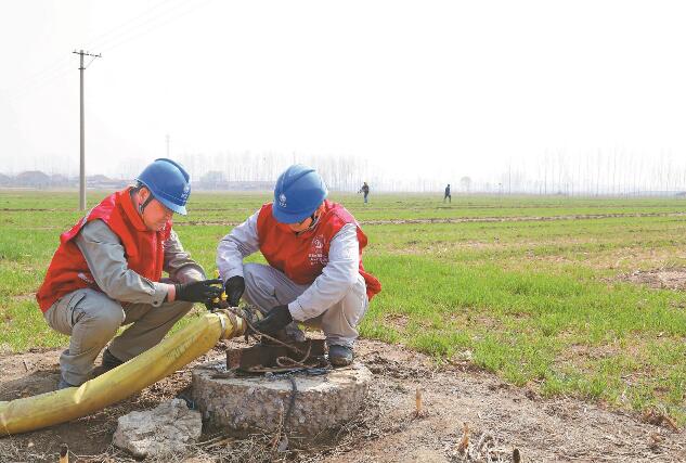 冀北唐山供電公司團(tuán)委強思想磨礪堅毅品格 委重任激發(fā)青春力量