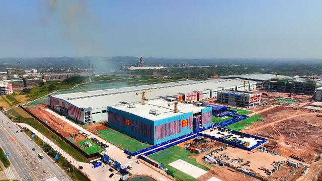 儲(chǔ)能新賽點(diǎn)：從百億工廠到巨頭加碼，發(fā)生了什么