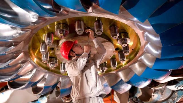 換裝“中國(guó)心”!國(guó)內(nèi)首臺(tái)，投運(yùn)!