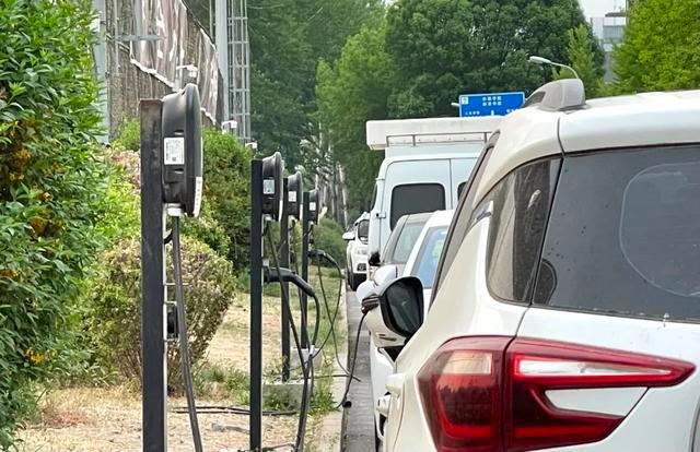 充電站費(fèi)用漲價(jià)，新能源車的韭菜終于成熟了?