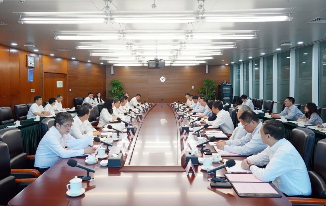 中國(guó)能建黨委書記、董事長(zhǎng)宋海良與中國(guó)海油黨組書記、董事長(zhǎng)汪東進(jìn)會(huì)談