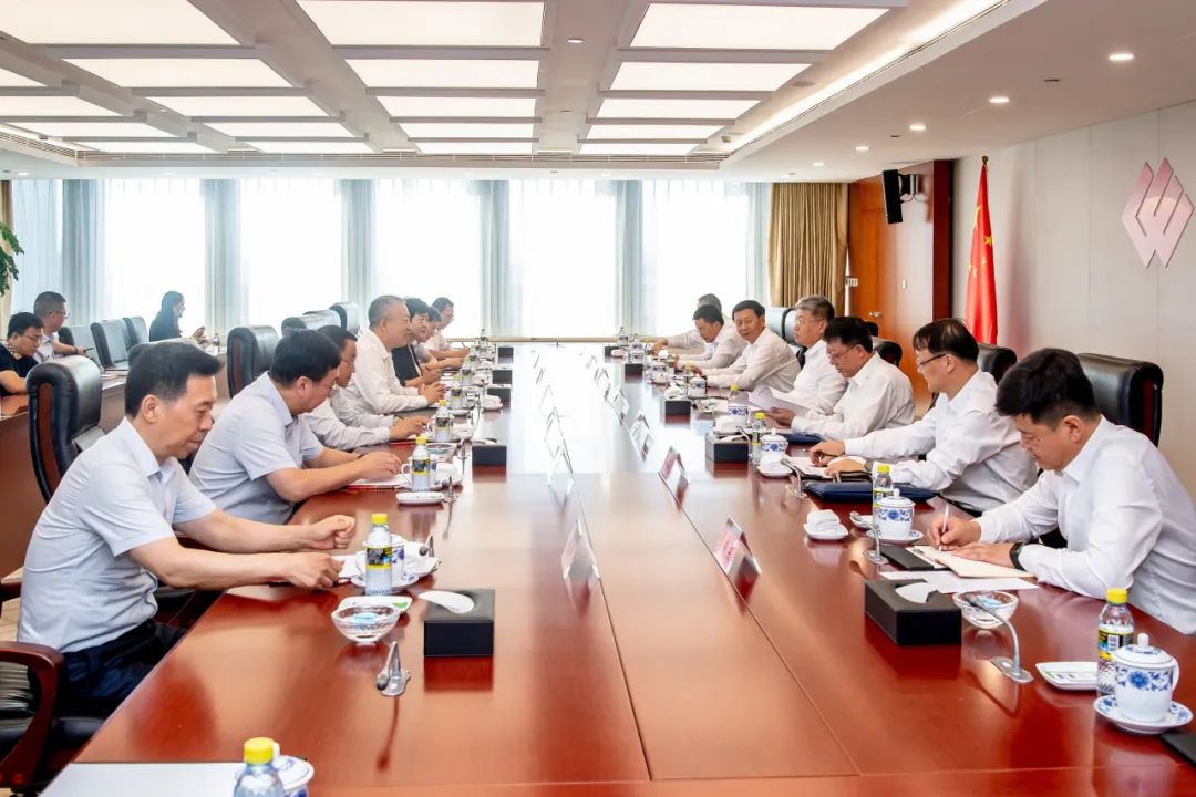 國(guó)家能源集團(tuán)黨組書(shū)記、董事長(zhǎng)劉國(guó)躍會(huì)見(jiàn)包頭市委副書(shū)記、市長(zhǎng)張銳